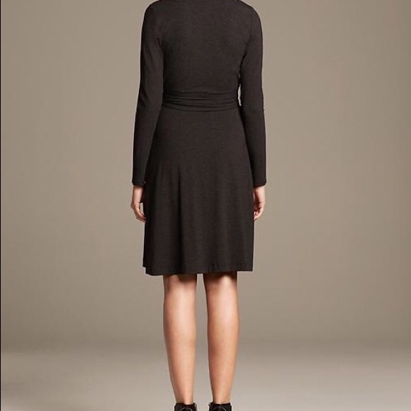 Banana Republic Wrap Dress - Picture 5 of 5